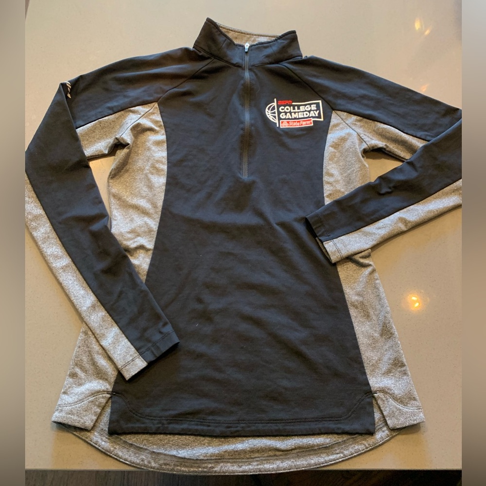 ESPN College GameDay Basketball Women’s 1/4 Zip Jacket
Size Small